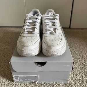 AIR FORCE 1 GS 'TRIPLE WHITE'